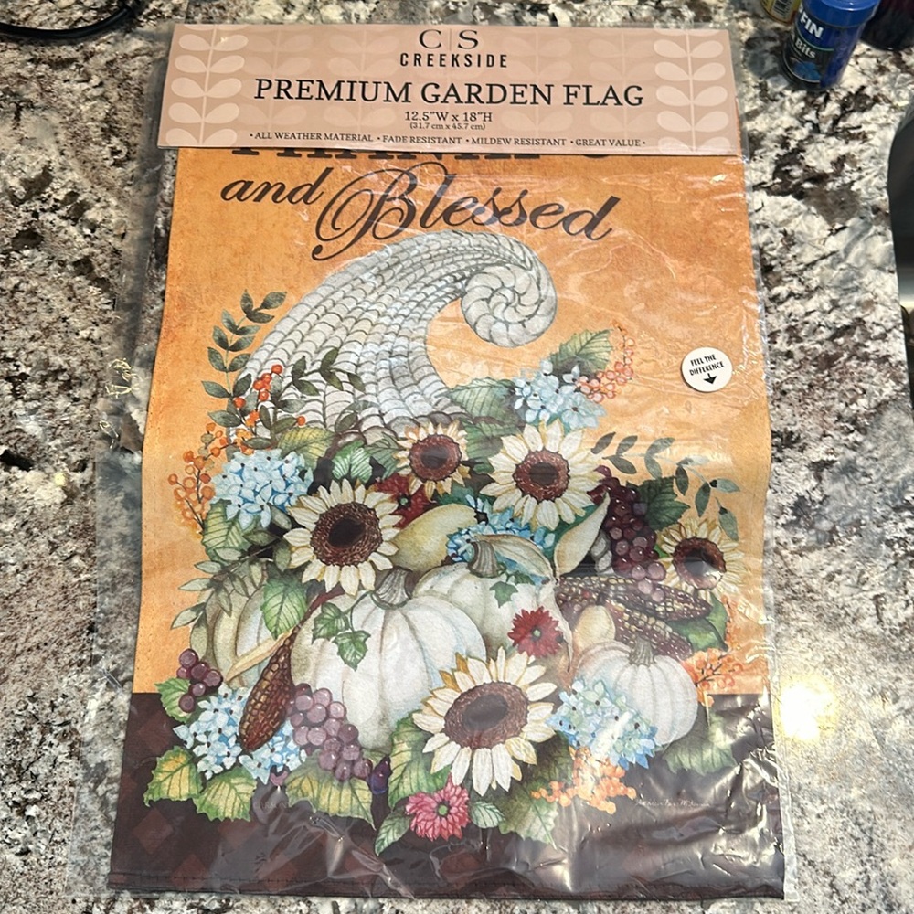 New! Thankful and blessed Premium garden flag